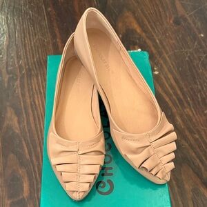 Chocolat Blu Women's Beige Loafers